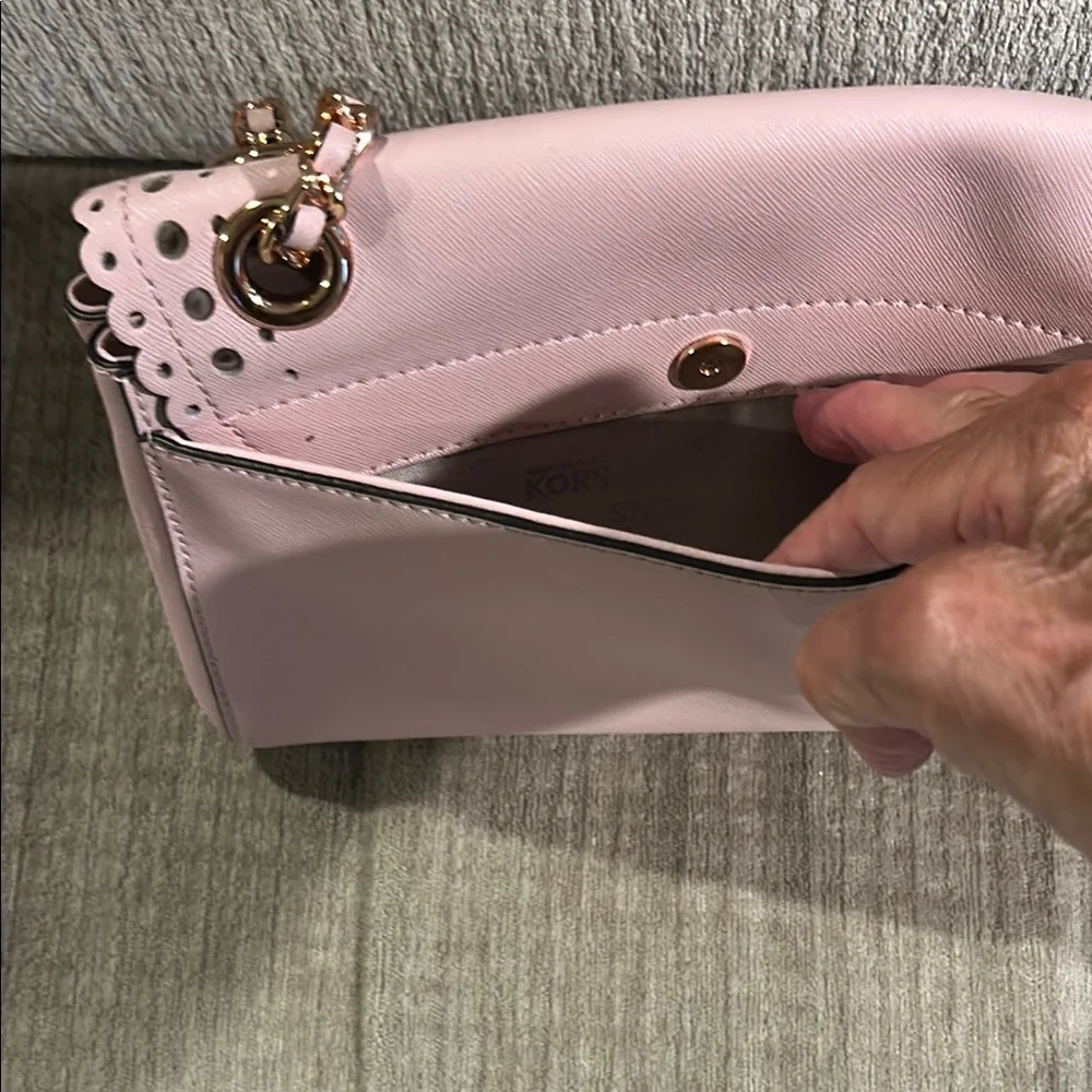 Michael Kors violet Vivian braided chain, Crossbody bag 13 inch or 24 inch drop - Picture 4 of 11